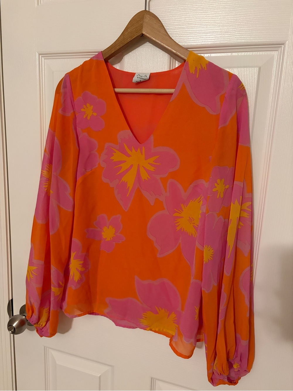 Cozy Casual Orange Floral V-Neck Blouse with Pink and Yellow Accents